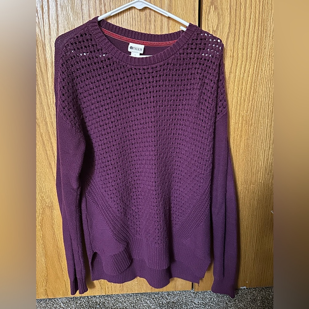 Stylus Women's Winter Crew Neck Sweater size L